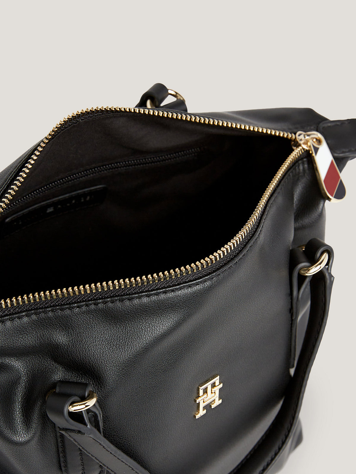 Tommy Hilfiger AW0AW15592 BDS – alternate4
