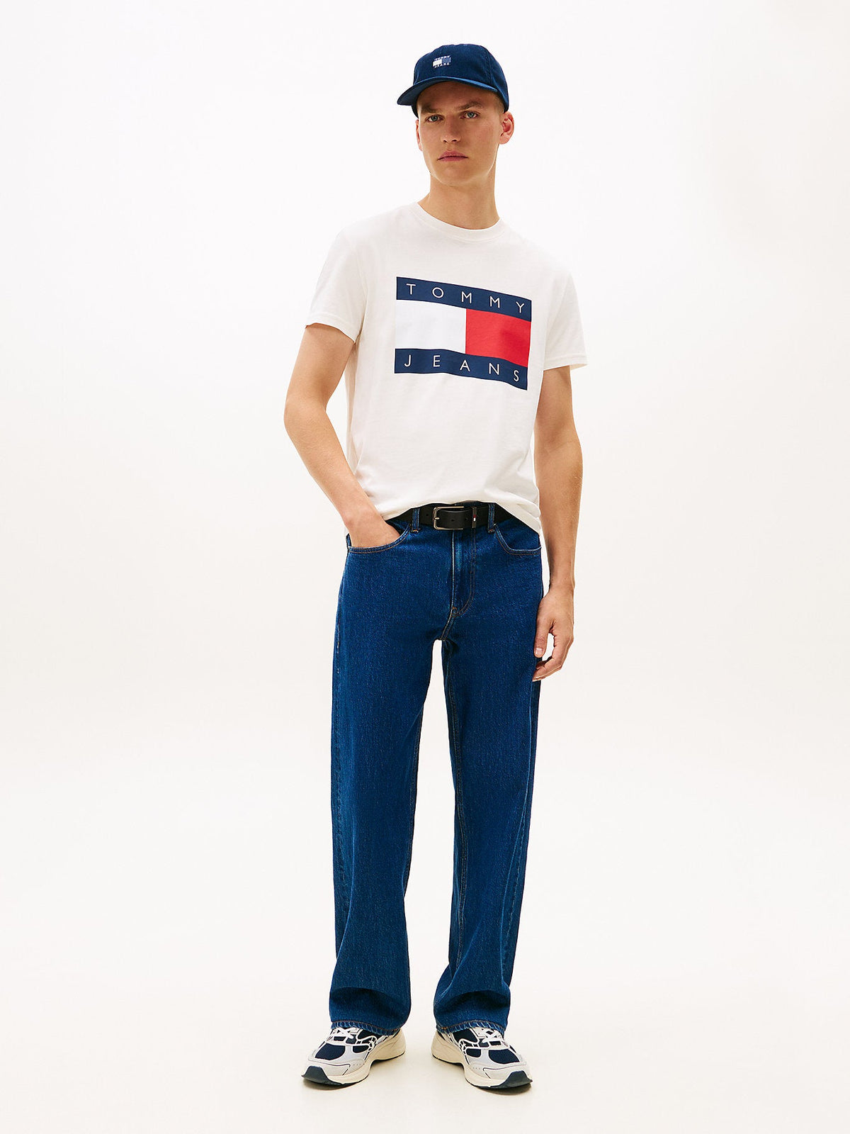 Tommy Hilfiger alternate2