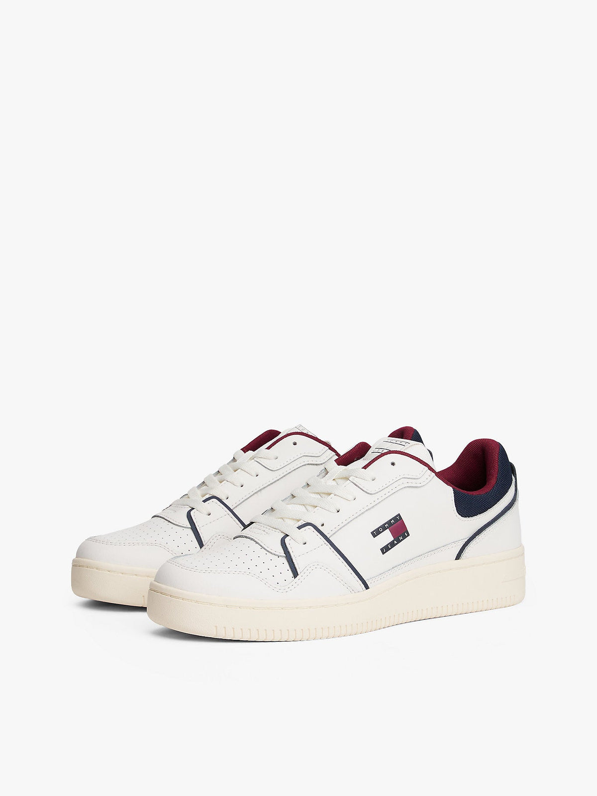 Tommy Hilfiger alternate1