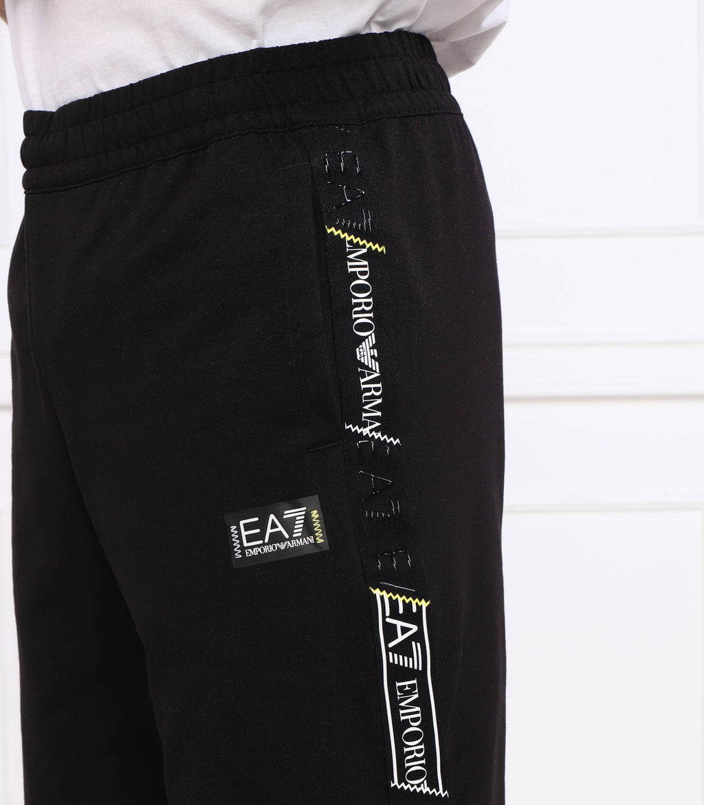 Emporio Armani EA7 vyriški šortai