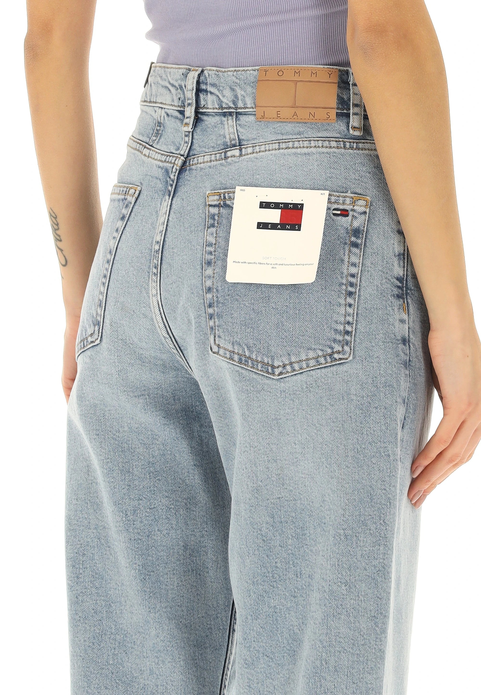 Tommy jeans moteriški džinsai