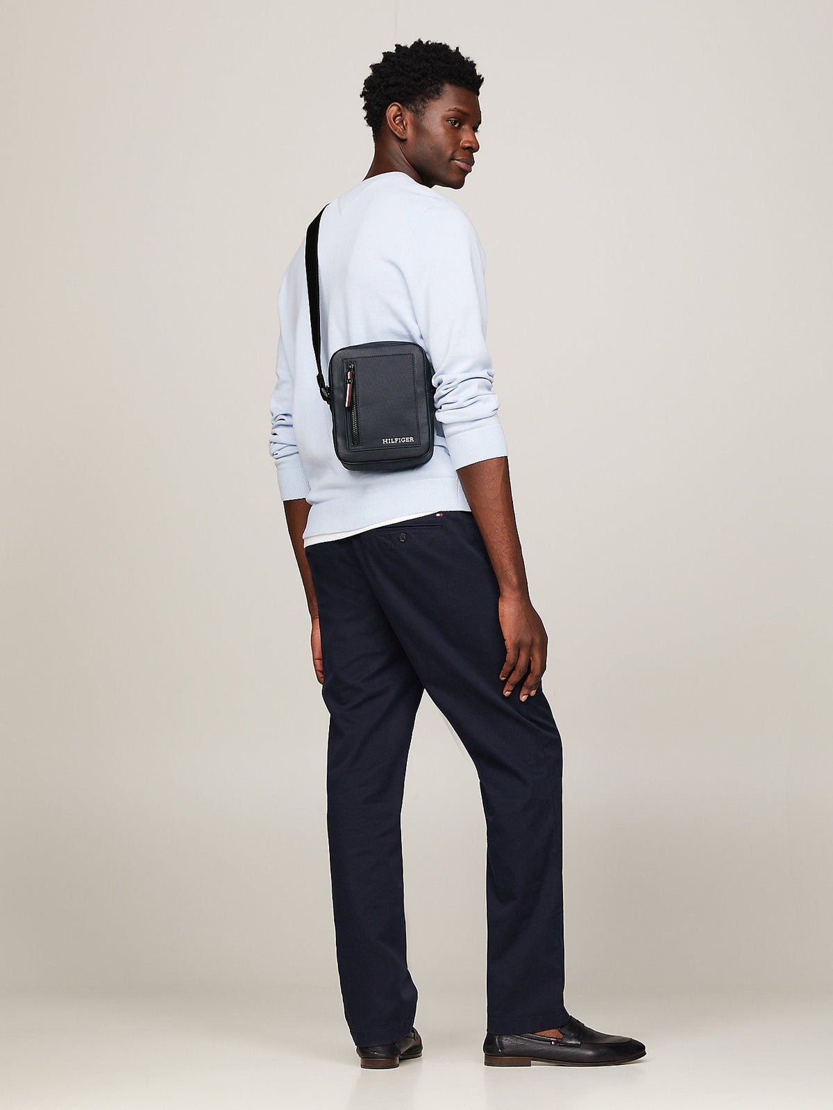 Tommy Hilfiger alternate4