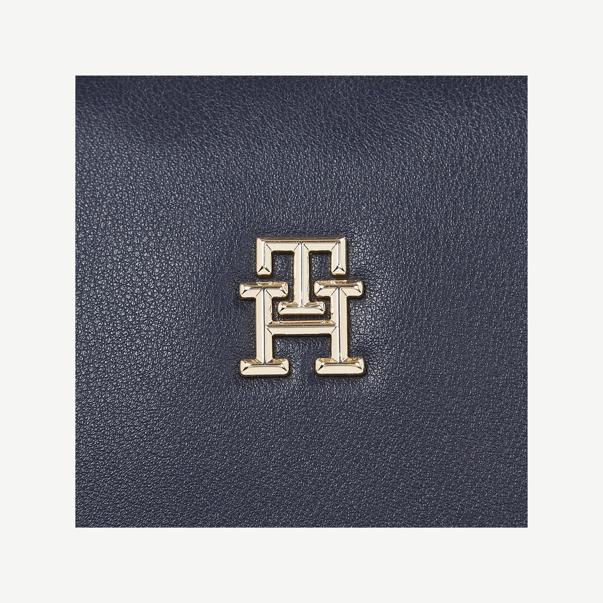 Tommy Hilfiger AW0AW15592 tamsiai mėlyna rankinė – nuotrauka 2