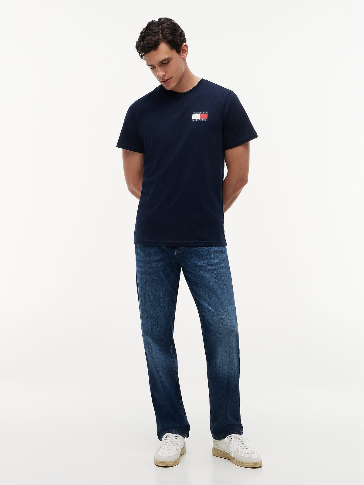 Tommy Hilfiger alternate1