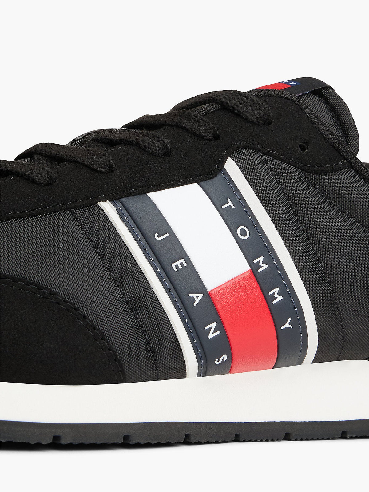 Tommy Hilfiger alternate5