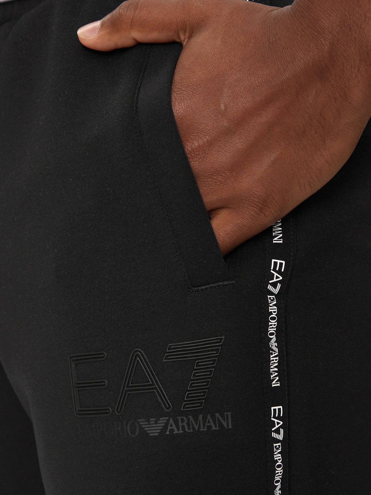 EA7 Emporio Armani vyriškos kelnės