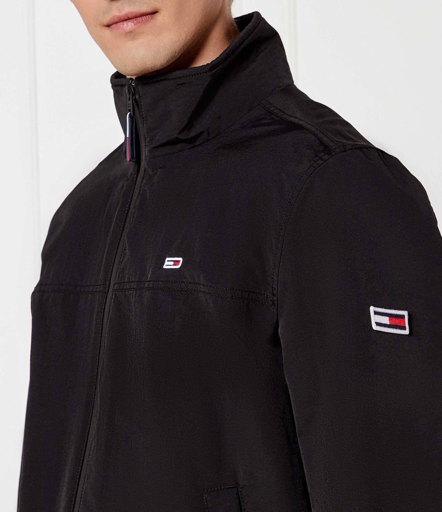 Tommy Jeans vyriška striukė – Rezivelo