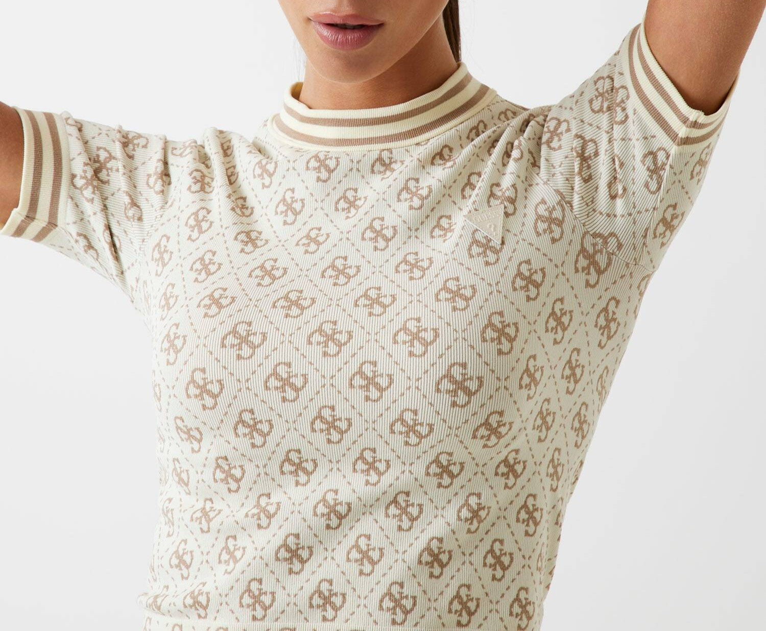 Guess moteriška palaidinė/marškinėliai